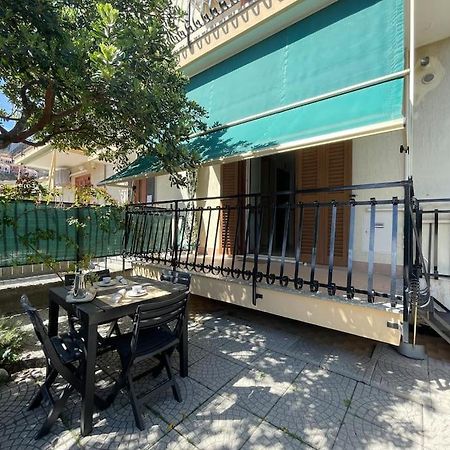 Free Parking Casa Con Giardino - Centro Mare A 5 Minuti Apartment Pietra Ligure Ngoại thất bức ảnh
