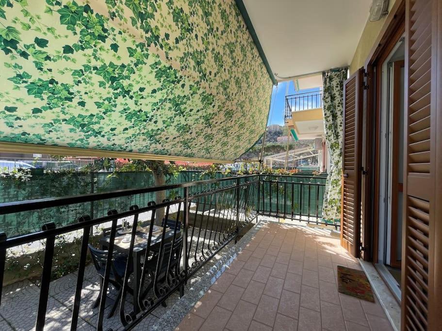 Free Parking Casa Con Giardino - Centro Mare A 5 Minuti Apartment Pietra Ligure Ngoại thất bức ảnh