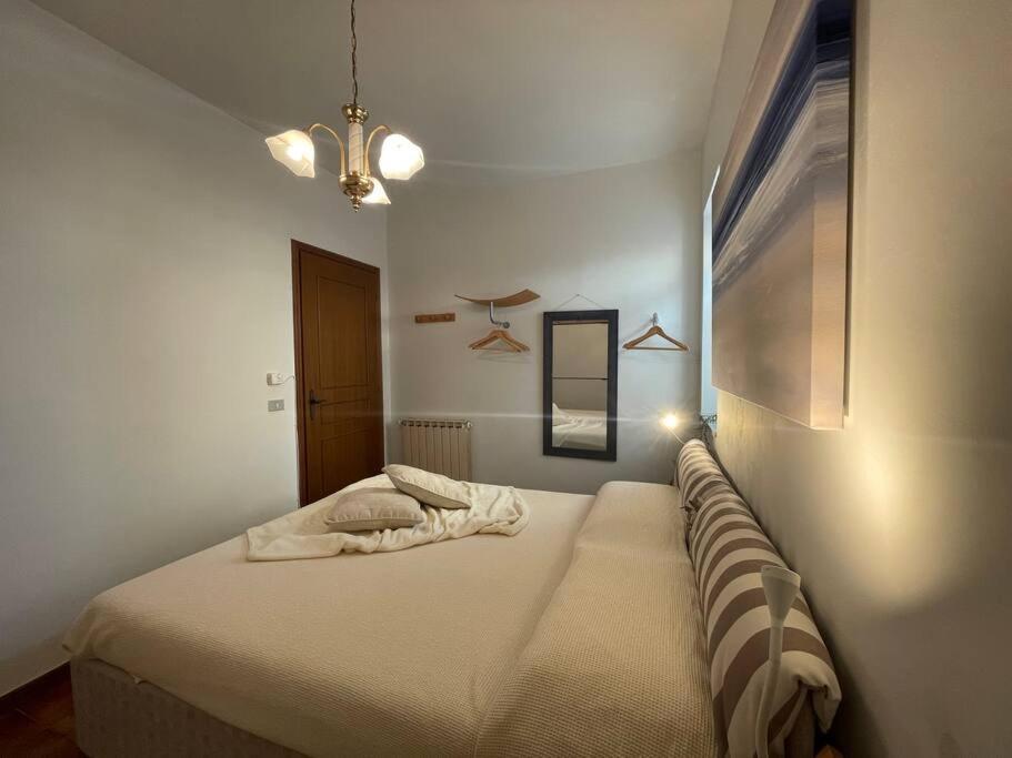 Free Parking Casa Con Giardino - Centro Mare A 5 Minuti Apartment Pietra Ligure Ngoại thất bức ảnh